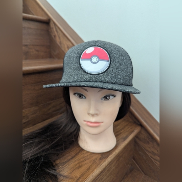 Pokemon Pokeball Emblem Trucker Snapback Youth OS Hat Women's M. NWT - Picture 5 of 14